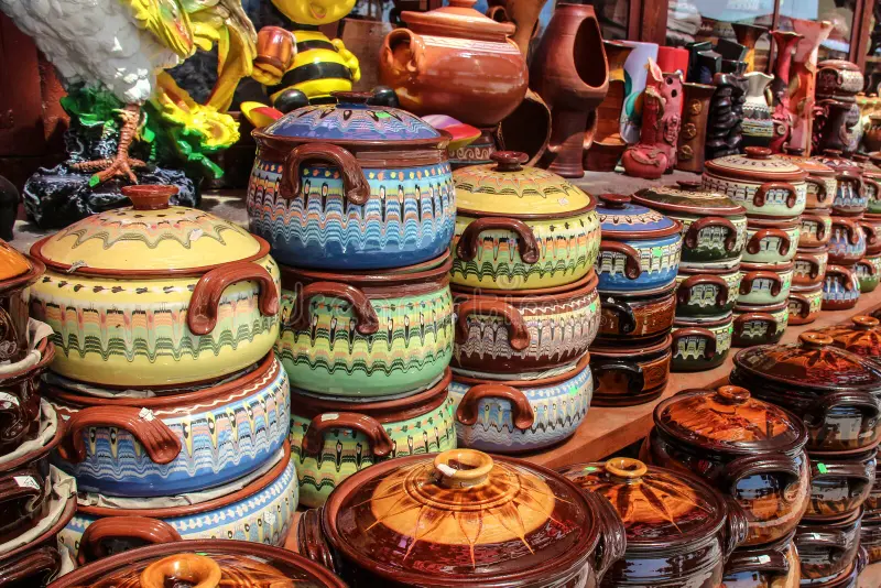 Ceramica Gourmet: vase pentru mâncăruri delicioase la cuptor